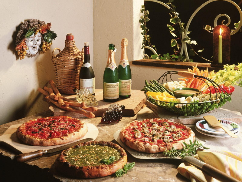 720P, pretty, wine, food, italian, bottles, three, pizzas, 1600x1200