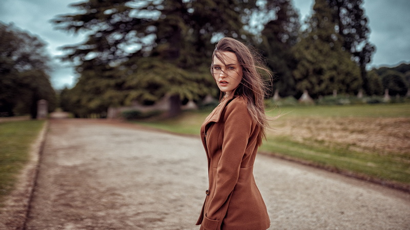 fashion, adult, fashion photography, women, Oliver Gibbs, model, plant, 500px, clothing, hairstyle, standing, focus on foreground, coats, redhead, beautiful woman