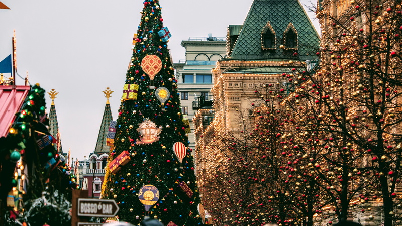 outdoors, no people, holiday, tree, Red Square, New Year, christmas ornament, festival, celebration, celebration event, building, decoration, holiday - event