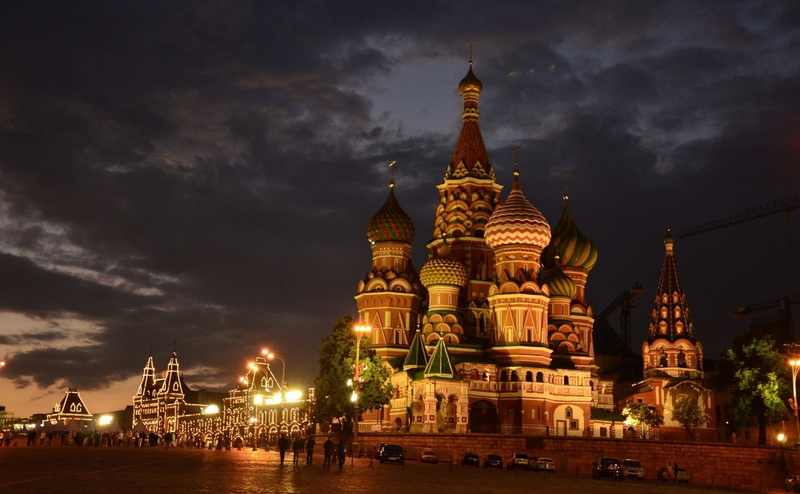 outdoors, spirituality, building exterior, religion, spire, tourism, Cathedrals, incidental people, sky, Moscow, 1080P, night, Saint Basils Cathedral