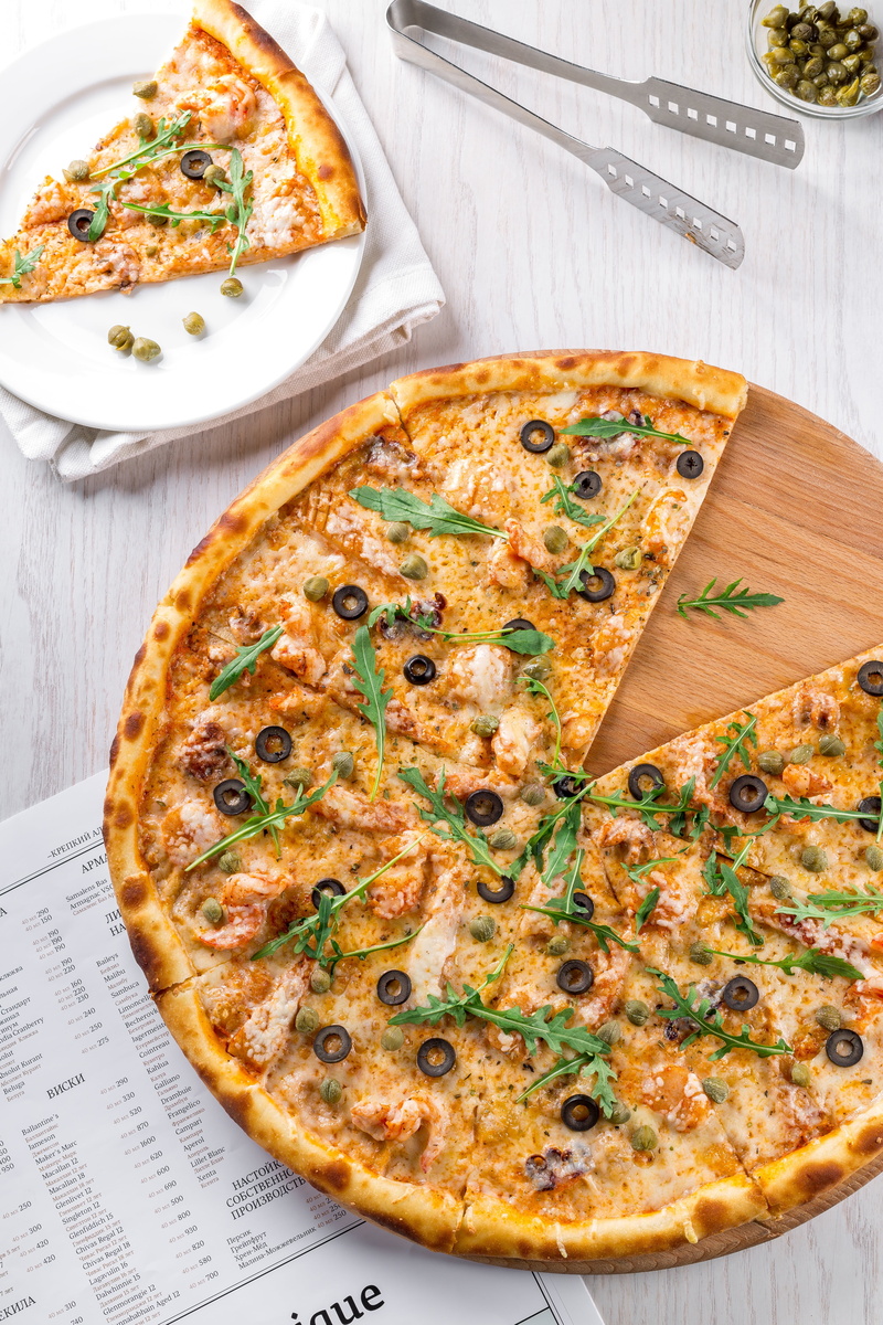pizzeria, cooking, tray, high angle view, slice, nutrition, vegetarian food, still life, appetizing, closeup, business-lunch, fast food, table knife, dairy product