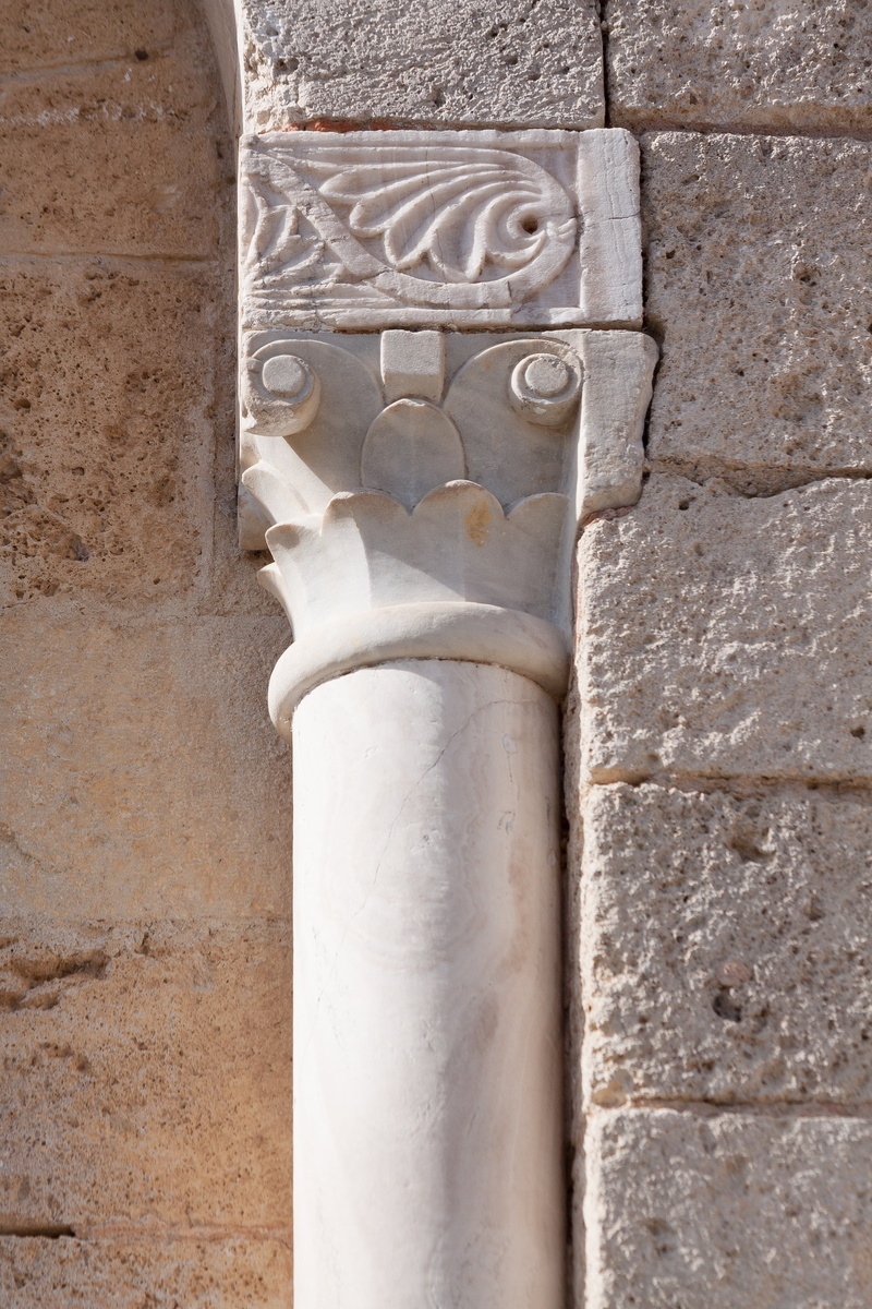bas relief, art and craft, outdoors, abbey, italy, building exterior, history, montalcino, craft, 4K, wall - building feature, capital, ancient civilization