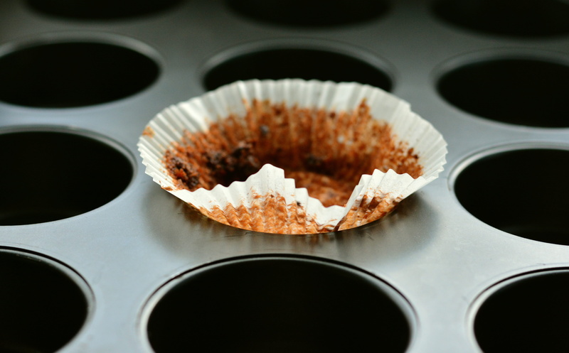 circle, sweet, baked, bake, cupcake holder, treat, freshness, schokoladenmuffins, muffins, unhealthy eating, paper cups, still life, food, top, pastries