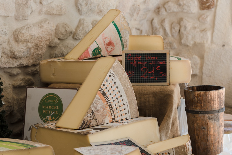 communication, western script, wood - material, high angle view, 5K, container, box, large group of objects, dairy, text, old-fashioned, regional products