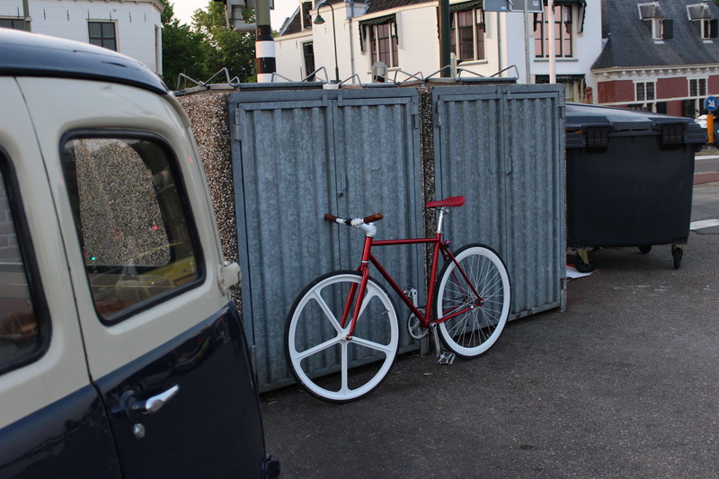 day, 4K, transportation, fixed gear, land vehicle, travel, built structure, car, building, outdoors, garbage, road, building exterior, street, stationary