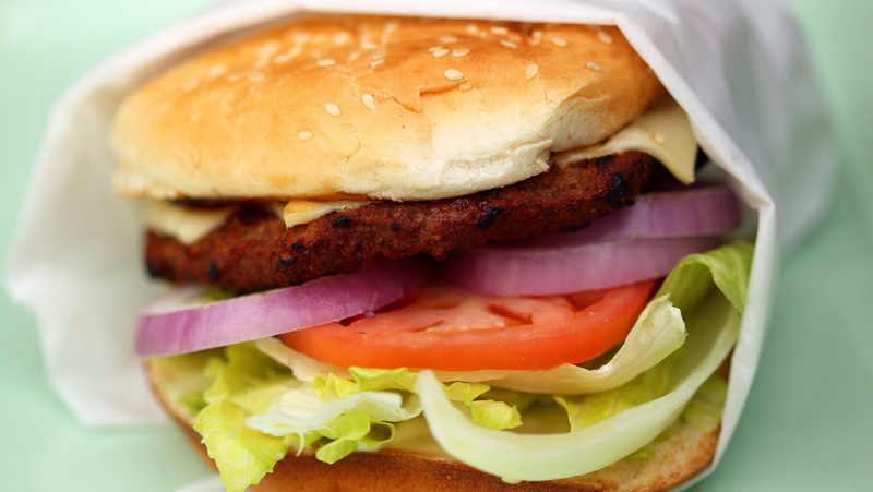 junk Food/Fast Food, beef, burger, grilled, lettuce, cheese, hamburger, freshness, roll, meat, 1080P, snack, sesame, fast food restaurant, no People, cheeseburger