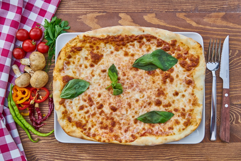 background, cheese, pepper, photo, tomato, high angle view, sauce, pizza, healthy eating, cafe, eating utensil, meat, table knife, slice, nutrition, mushroom