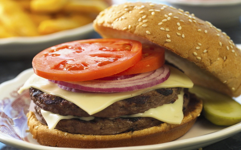 color Image, focus On Foreground, buns, side Dish, fruit, condiment, lunch, beef, pub Food, studio Shot, dinner, freshness, salad, junk Food/Fast Food