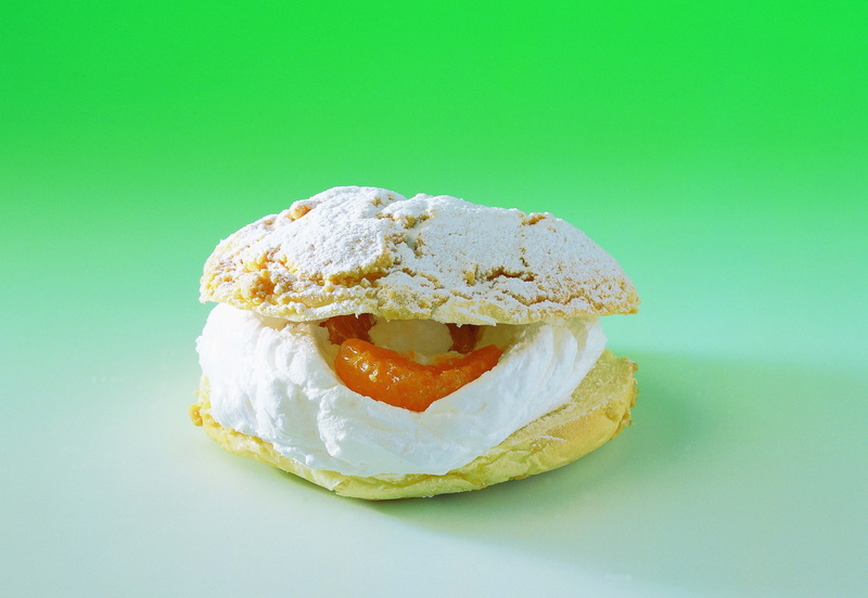 sandwich, gourmet, backgrounds, cupcakes, breakfast, cheese, white, temptation, bakery, studio shot, ready-to-eat, 2K, sweet, freshness, colored background