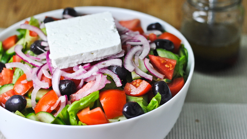 ceramic, Greek, cucumbers, blue, feta, recipe, onion, olives, bowl, lettuce, cheese, tomatoes, salad, vegetable, white, round, 4K, cooking