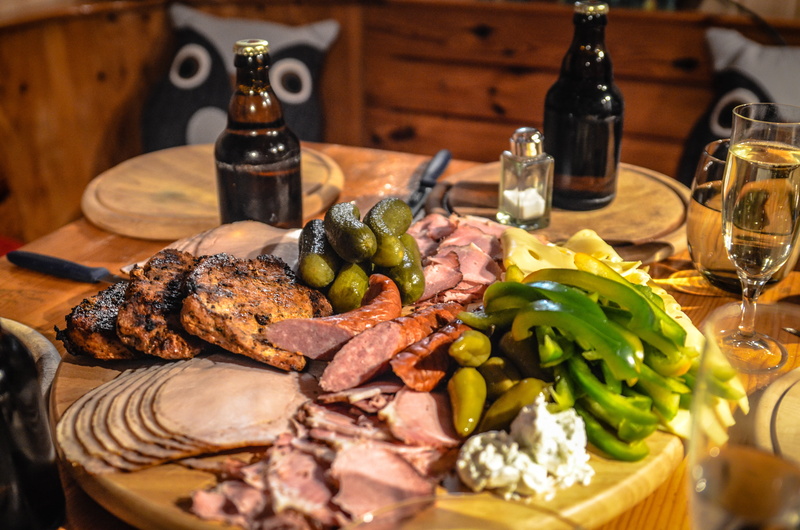 wooden, cheese, ham, glass, meat, table, lunch, indoors, pork, vesperbrett, jause, drink, drinking glass, delicious, beer, no people, pepper, cut, food
