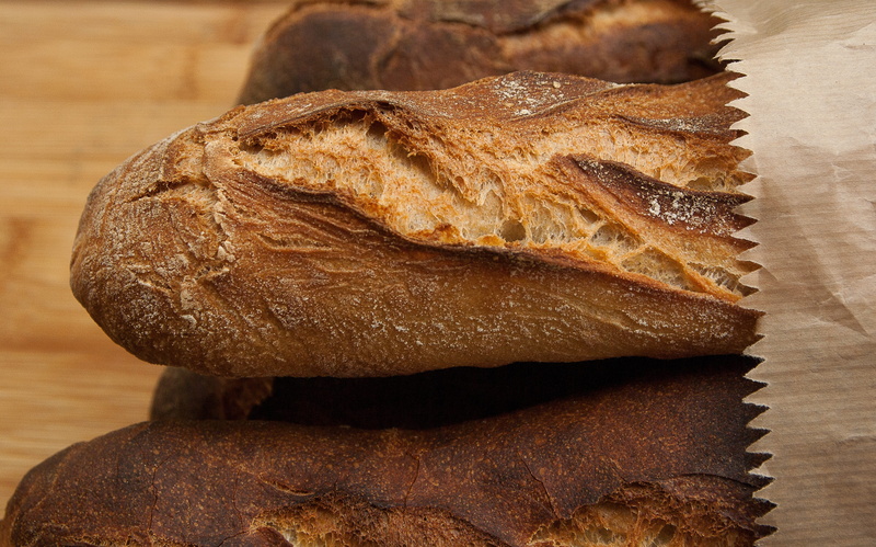 baked, no people, bread, wood - material, baguette, still life, boulanger, healthy eating, food, french food, wellbeing, indoors, bakery, freshness, store