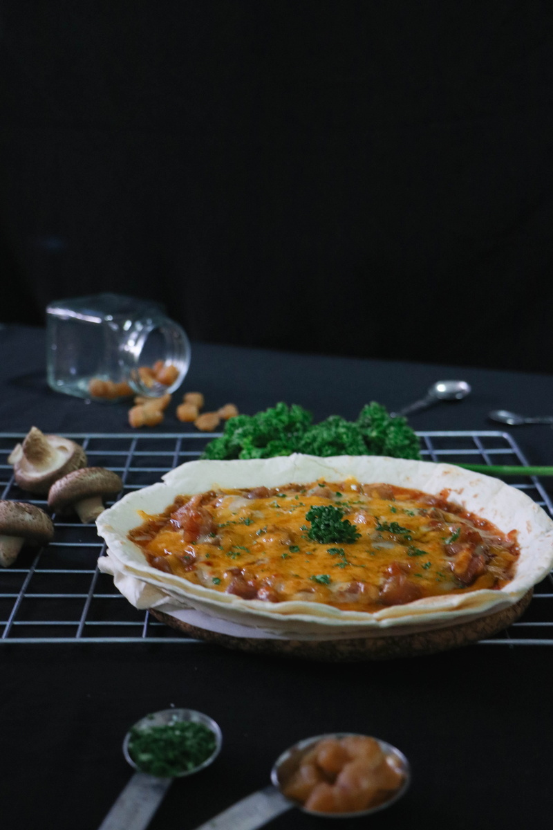 meal, jar, glass, food and drink, plate, no people, chinese food, still life, ready-to-eat, close-up, meat, herb, serving size, ingredients, mushroom, indoors