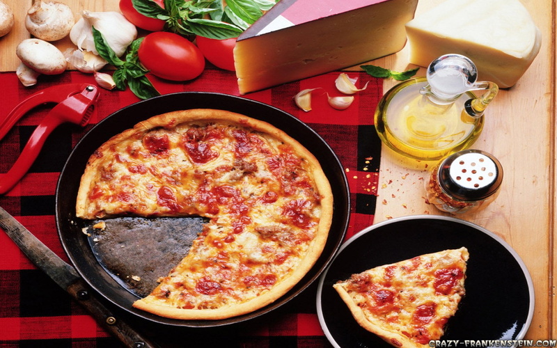cheese, dairy product, round, still life, cooking pan, kitchen utensil, household equipment, indoors, vegetable, Pizza, Food, food and drink, meat, directly above
