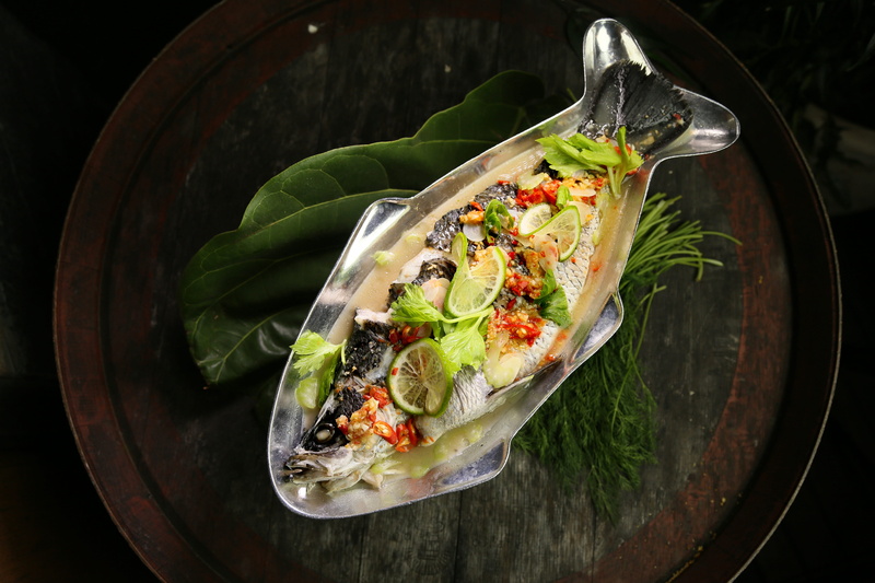 table, food and drink, no people, leaf, food, spicy fish, salad, tom yum, plant part, chilli, thai style, fish, huahom design, plate, seafood, still life