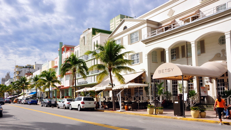 day, incidental people, california, motor vehicle, hotel, ocean Drive, travel Destinations, restaurant, road, building Exterior, summer, building, travel