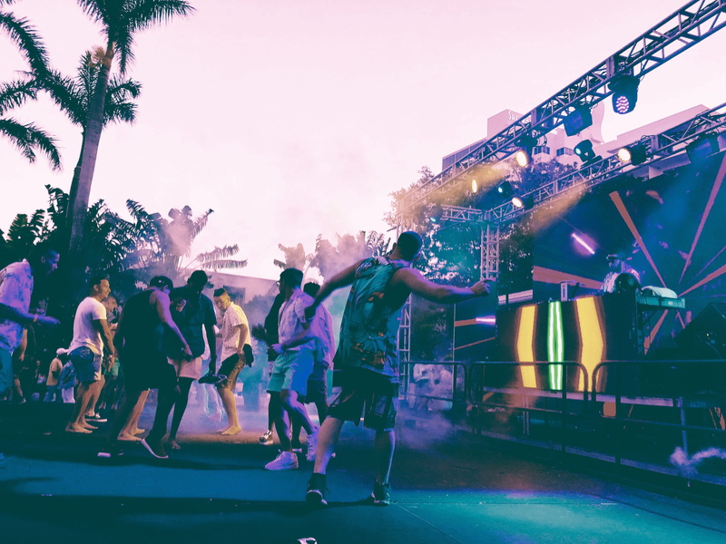 illuminated, built structure, dancing, men, palms, musica, mmw, palm, arts culture and entertainment, music, sounds, fiesta, sound, large group of people