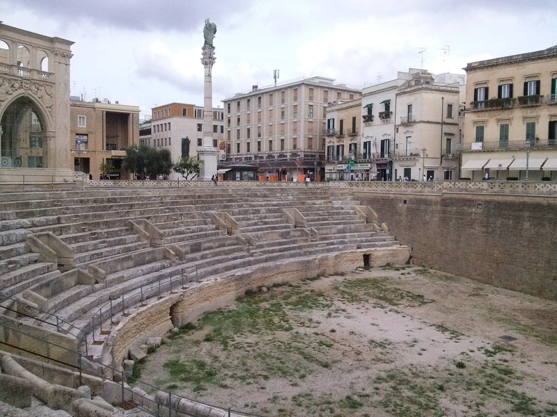 water, amphitheater, puglia, the past, incidental people, italia, antique, built structure, cloud - sky, 2K, sky, nature, tourism, travel destinations