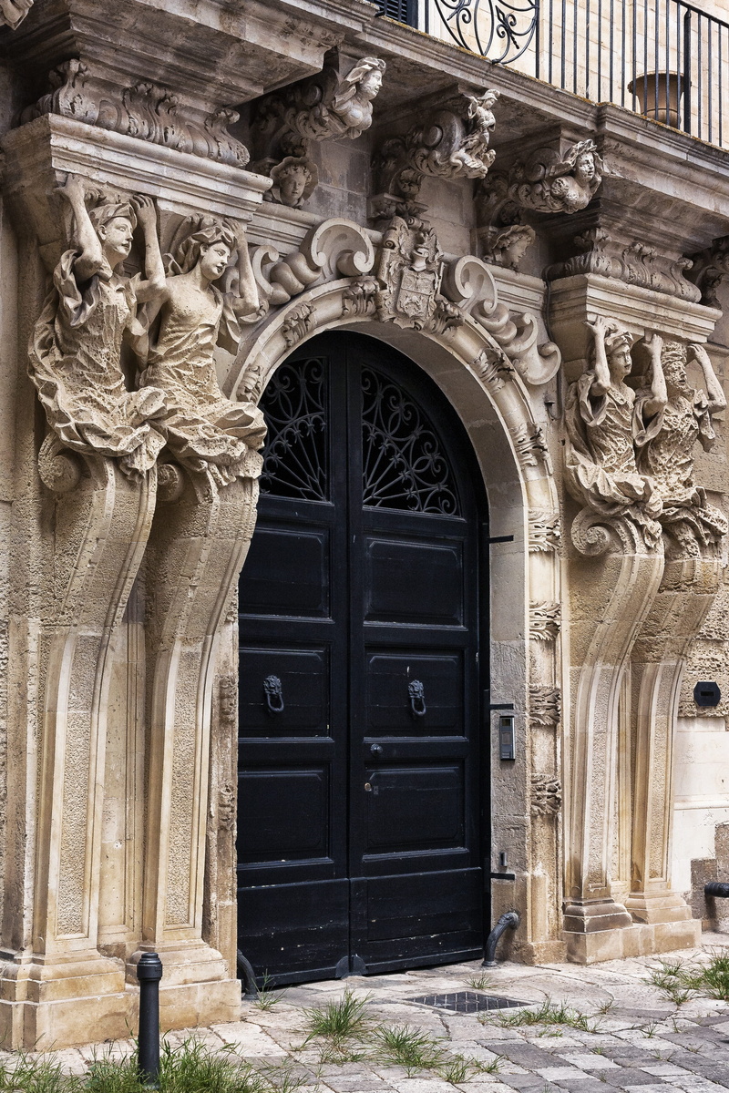 security, outdoors, in salento, closed, arch, architecture, lecce, building, bas relief, art and craft, representation, entrance, human representation