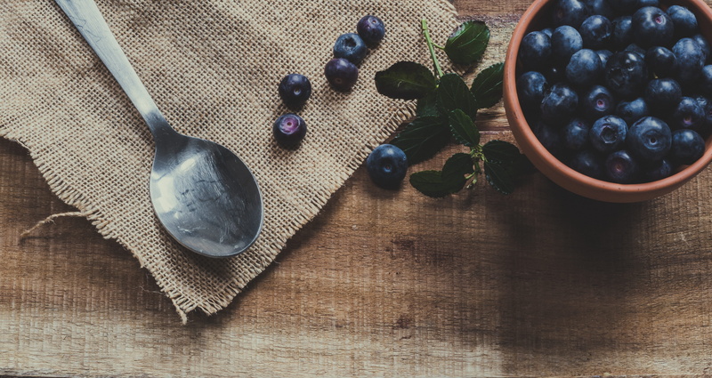 wellbeing, wood - material, dieting, directly above, berries, burlap, table, surface, diet, wooden, eating utensil, berry fruit, flatware, day, spoon, 5K