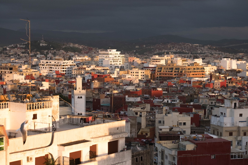 crowd, cityscape, day, building exterior, high angle view, apartment, warmth, town, community, light, marruecos, colours, maroc, built structure, sunlight