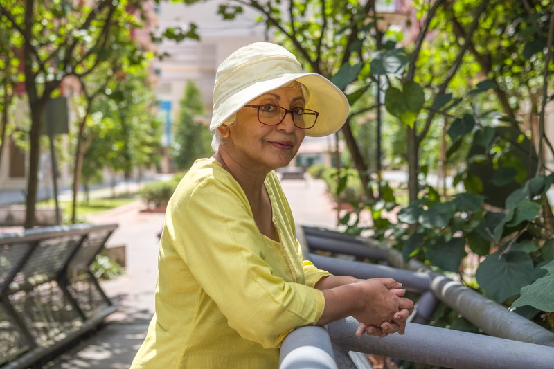 plants, garden, lifestyles, glasses, asia, accessory, woman, eyeglasses, older woman, portrait, 4K, clothing, smiling, females, focus on foreground, accessories