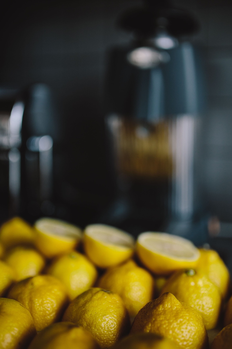 yellow, citrus fruit, lemon, selective focus, wellbeing, 4K, fruit, household equipment, halved, kitchen, large group of objects, freshness, lemons, sour taste