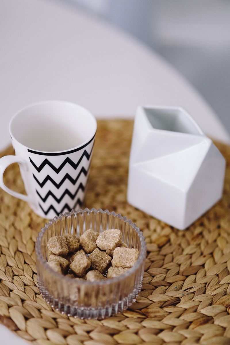 coffee, table, breakfast, delicacy, food, freshness, cup, dessert, confectionery, sweets, container, tasty, temptation, brown, drink, sugar cube, indoors