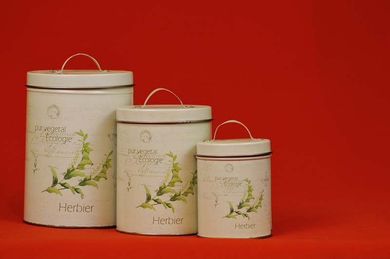vessel, paper, studio shot, red, food and drink, 5K, communication, decorative, red background, storage, practical, container, cans, text, store, colored background