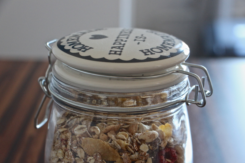 healthy eating, storage, breakfast, large group of objects, lid, küchendeko, silver colored, indoors, 5K, number, close-up, decorative, box, wood - material