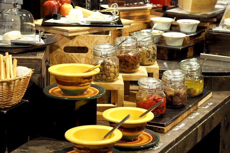 plate, variation, still life, retail display, table, clear, glass, filled, large group of objects, saba cheese, side dish, glass - material, containers