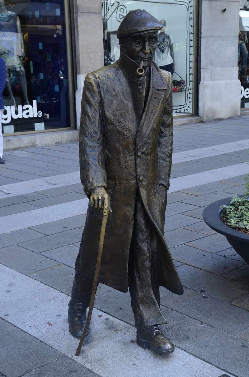 full length, men, senior, representation, city, footpath, disguise, architecture, front view, incidental people, stick, 4K, italy, obscured face, mask