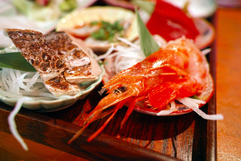 food and drink, close-up, crustacean, wellbeing, japan food, no people, asian food, plate, healthy eating, food, luxury, tapas, animal, grilled, diet, indoors