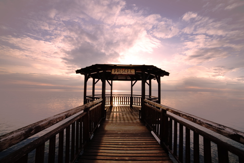 direction, tramonto, wood - material, garda, pontile, pier, italy, horizon over water, 14mm, cloud - sky, architecture, railing, sunset, panorama, water