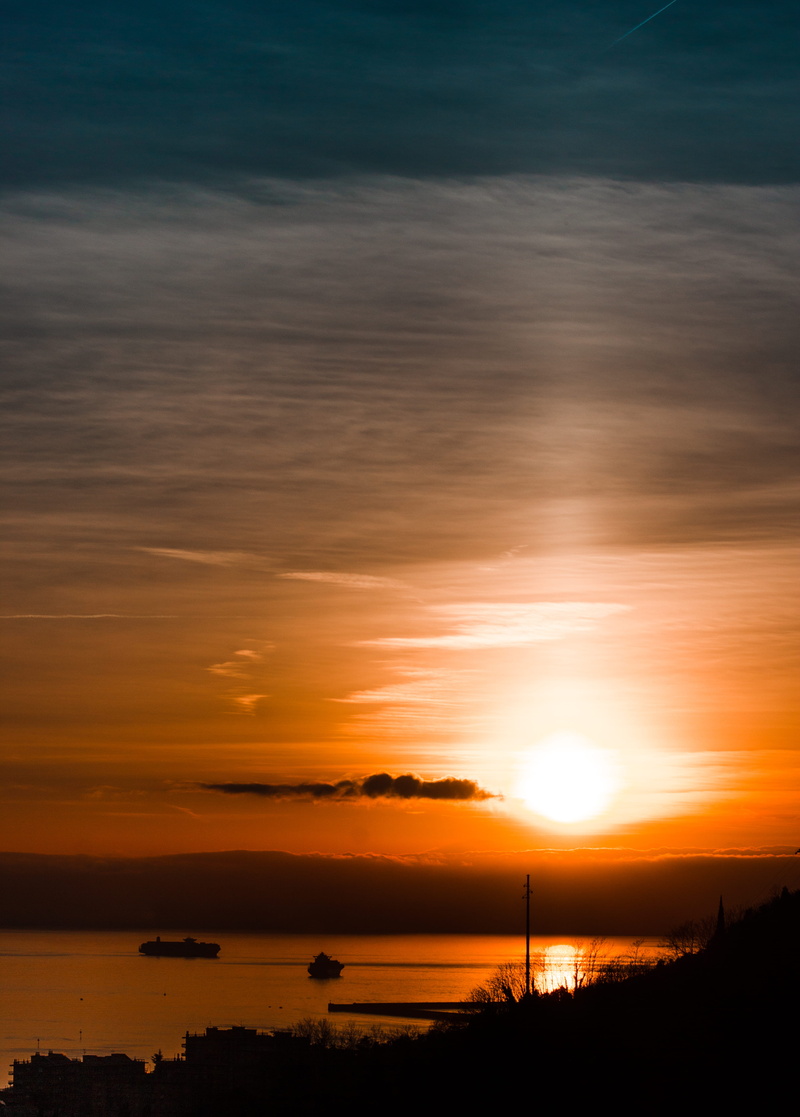 sunset, night, 4K, mare, no people, sun, water, sole, silhouette, genoa, idyllic, landscape, land, scenics - nature, non-urban scene, reflection, cloud - sky