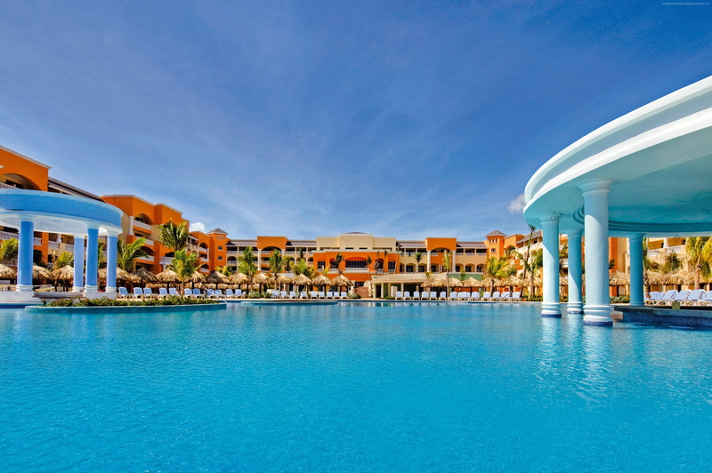 outdoors, travel destinations, building exterior, luxury, tourism, wealth, Best Hotels of 2017, house, building, swimming pool, pool, tropical climate