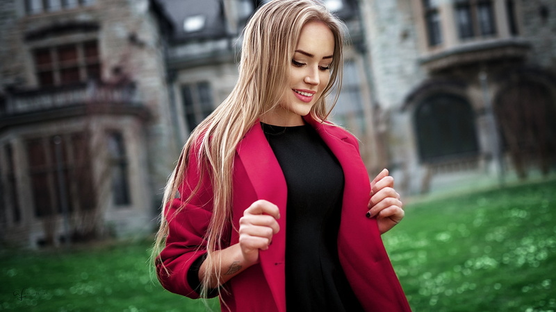 Maria Puchnina, Mary Jane, women outdoors, tattoo, blonde, vest, 1080P, long hair, pink coat, women, face, Alex Fetter, smiling, portrait