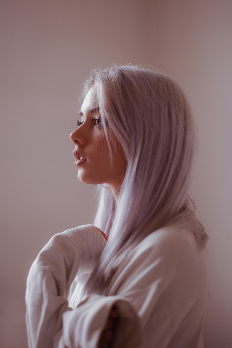 women indoors, Ash blonde, portrait display, 2K, dyed hair, profile, women, white hair
