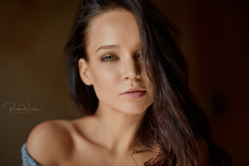 close-up, 1080P, semi-dress, Angelina Petrova, beautiful woman, long hair, adult, beautiful people, contemplation, beauty, young adult, portrait, looking