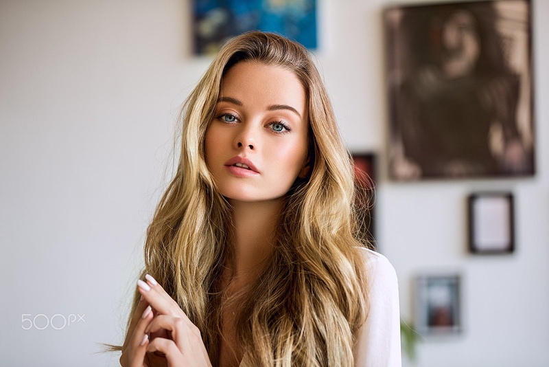 depth of field, Ivan Ustinov, 720P, blue eyes, portrait, blonde, women, Maria Zhgenti