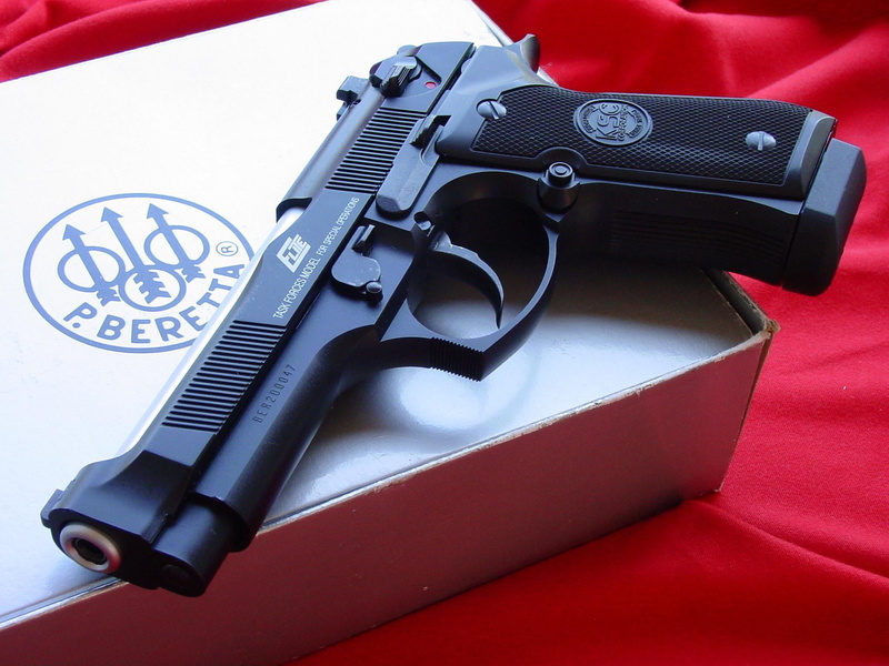 sport, aggression, violence, communication, single object, sign, 1080P, retail, Beretta, police force, packing box, silver colored, handgun, red, law