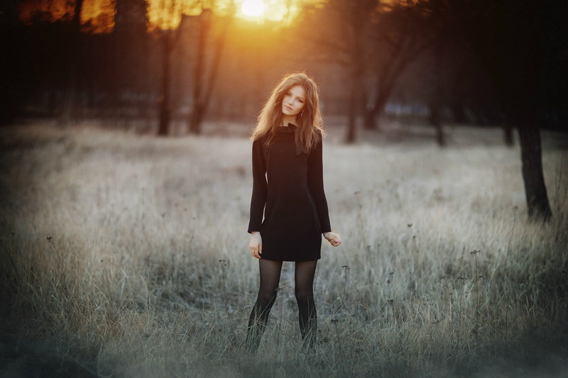 plant, tree, walking, grass, standing, 1080P, land, solitude, Ksenia Malinina, one person, photography, portrait, beautiful woman, sunlight, women, Sergey Piltnik