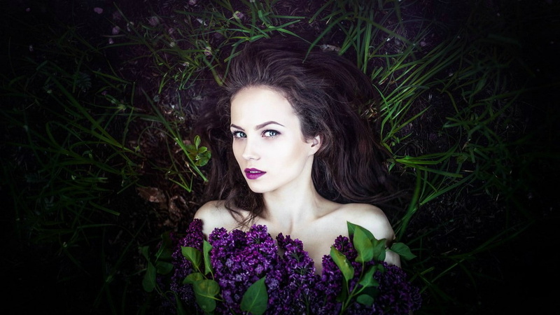 green eyes, young women, Ksenia Malinina, grass, headshot, teenager, lifestyles, long hair, young adult, purple, flowering plant, hairstyle, beauty, one person
