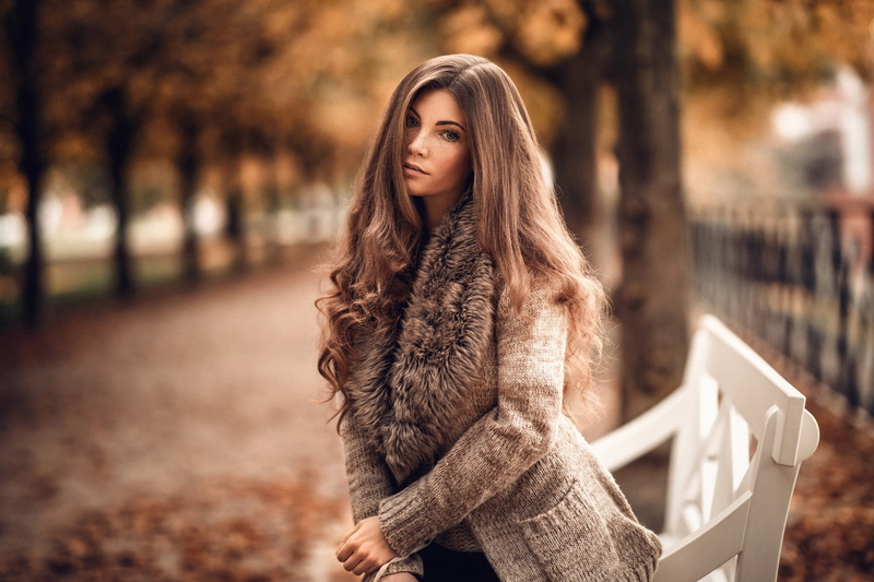 alley, 1080P, model, brown hair, Park, trees, lovely, Martin Kuhn, long hair, dear, tender, freckles, scarf, bench, beauty, Sophie, view, leaves, the girl