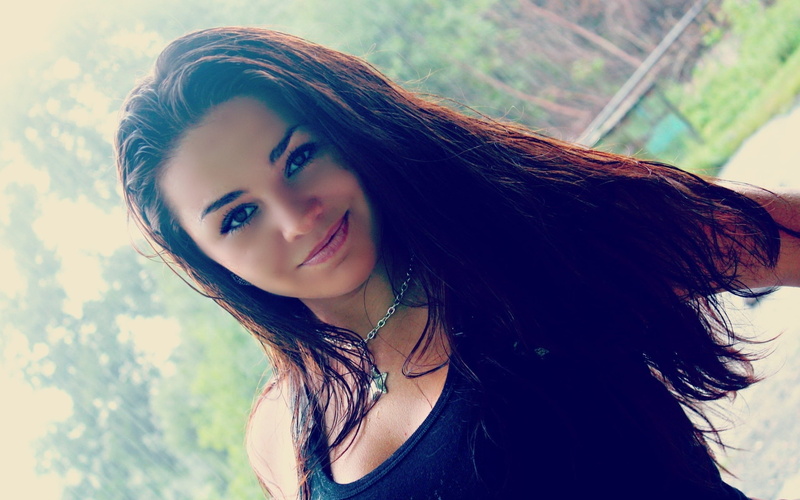 curly Hair, posing, real people, human Face, leisure activity, park - Man Made Space, s, cute, teenager, look, beauty In Nature, girls, summer, beautiful woman