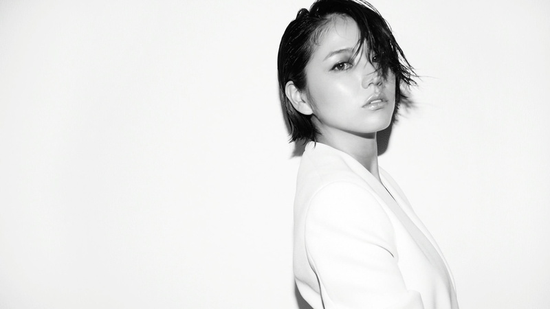 copy space, side view, child, hair, childhood, short hair, contemplation, one person, looking, Masami Nagasawa, looking at camera, portrait, standing, white background