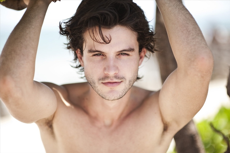 handsome, focus on foreground, young adult, headshot, one person, chest, man, lifestyles, look, 1080P, face, outdoors, appearance, masculinity, hands behind head