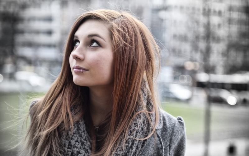 outdoors, day, real people, contemplation, women, warm clothing, urban, face, beautiful woman, leisure activity, lifestyles, 1080P, Pierced Lips, nose rings