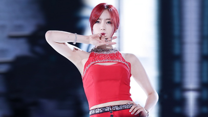 redhead, women, Asian, looking away, halter top, Eunjung, 720P, T-ara, singer, K-pop