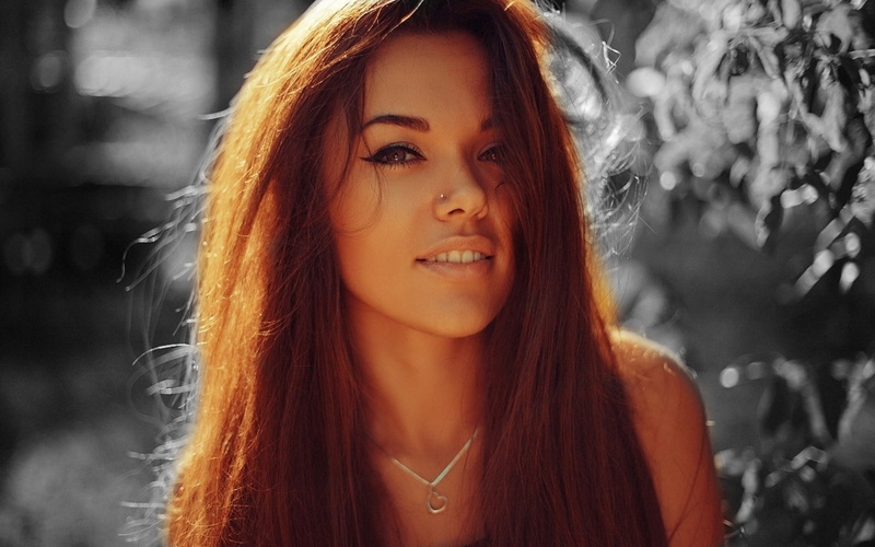 portrait, focus on foreground, beauty, contemplation, real people, 1080P, pierced nose, redhead, smiling, brown hair, one person, nose rings, Natali Danish
